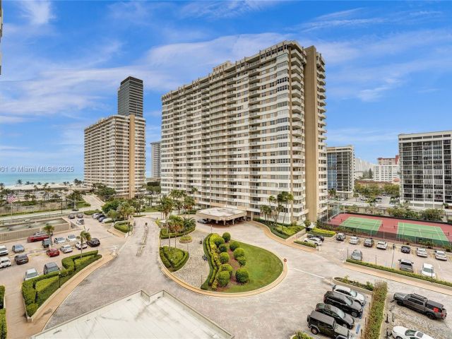 2-bedroom condo for sale in Hallandale Beach - 1965 S Ocean Dr 7K - MondialRealty