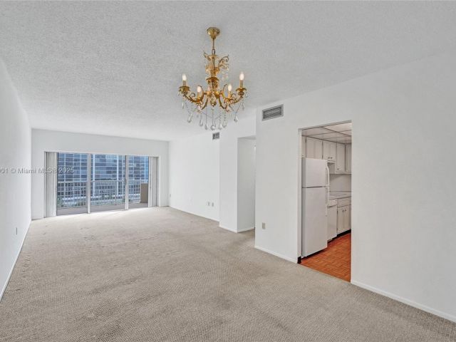 2-bedroom condo for sale in Hallandale Beach - 1965 S Ocean Dr 7K - MondialRealty