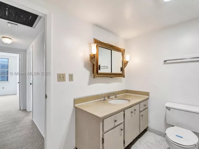 2-bedroom condo for sale in Hallandale Beach - 1965 S Ocean Dr 7K - MondialRealty