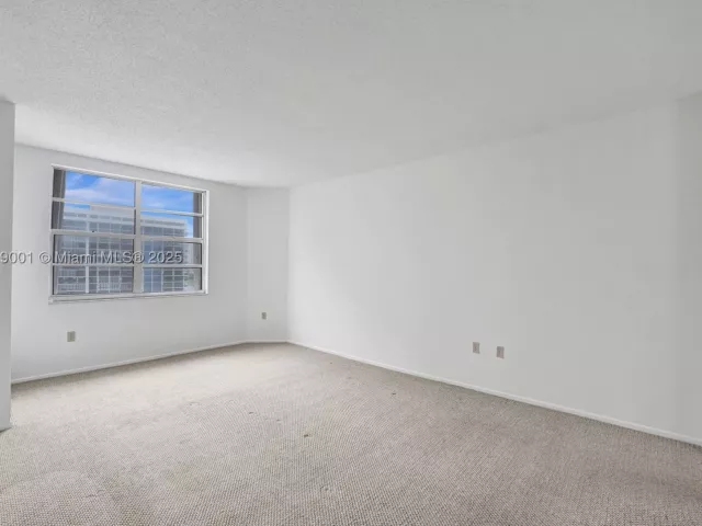 2-bedroom condo for sale in Hallandale Beach - 1965 S Ocean Dr 7K - MondialRealty