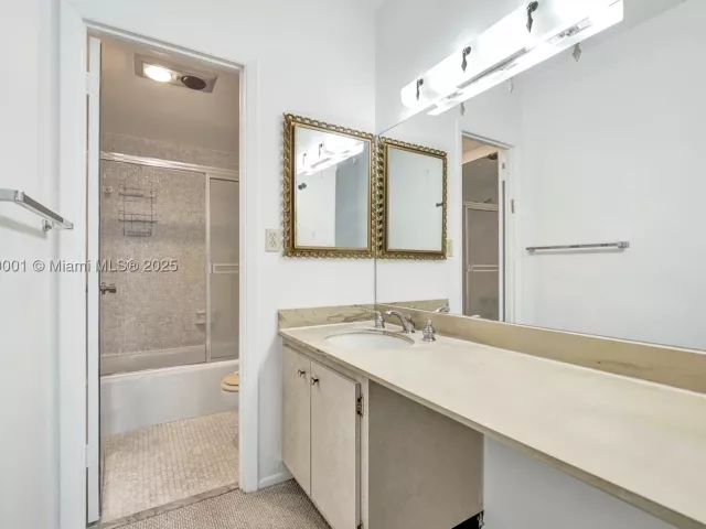 2-bedroom condo for sale in Hallandale Beach - 1965 S Ocean Dr 7K - MondialRealty