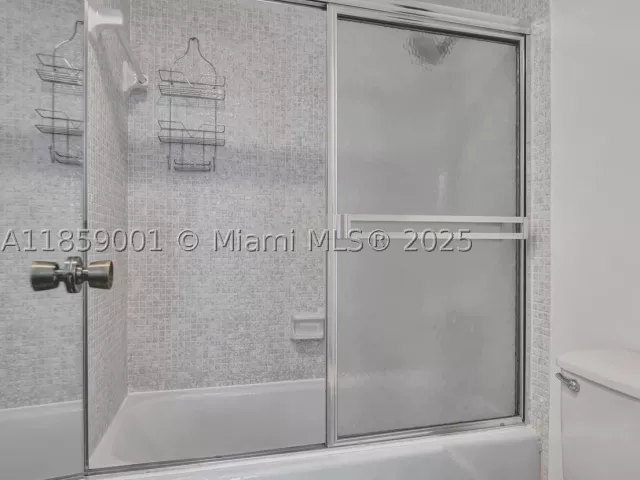 2-bedroom condo for sale in Hallandale Beach - 1965 S Ocean Dr 7K - MondialRealty