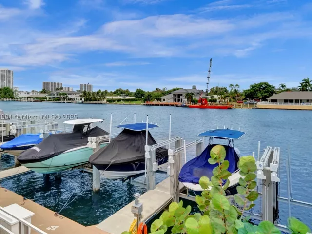 2-bedroom condo for sale in Hallandale Beach - 1965 S Ocean Dr 7K - MondialRealty