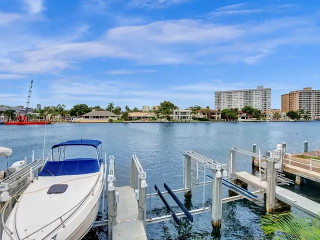 2-bedroom condo for sale in Hallandale Beach - 1965 S Ocean Dr 7K - MondialRealty