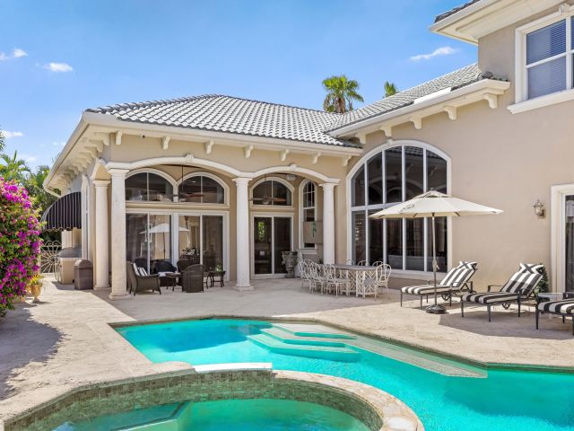 Home for sale at 780 NE Orchid Bay Drive - photo 6426287