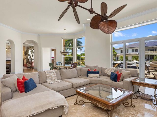 Home for sale at 929 Banyan Drive - photo 6427604