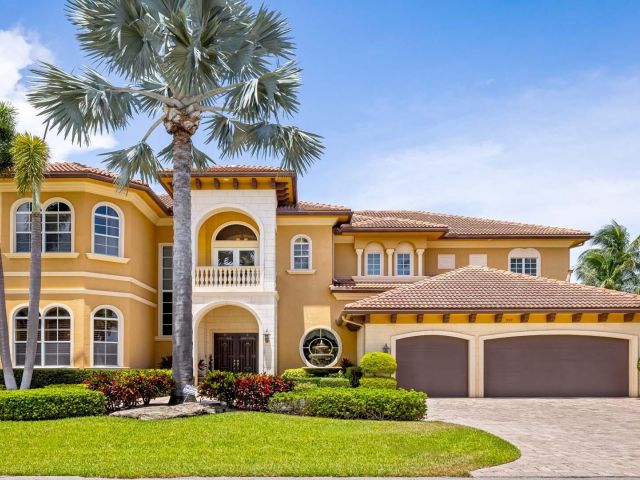 Home for sale at 929 Banyan Drive - photo 6427609