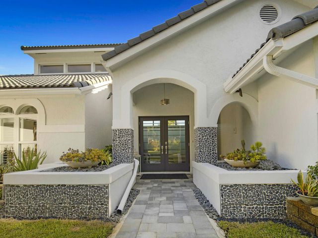 Home for sale at 2155 Rabbit Hollowe Circle - photo 6430408