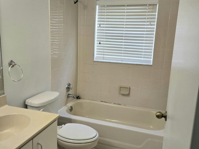 Home for rent at 16514 NW 3rd Street - photo 6814629