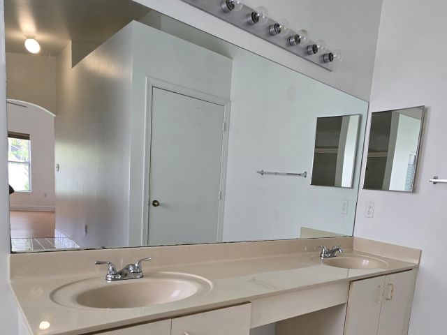 Home for rent at 16514 NW 3rd Street - photo 6814630