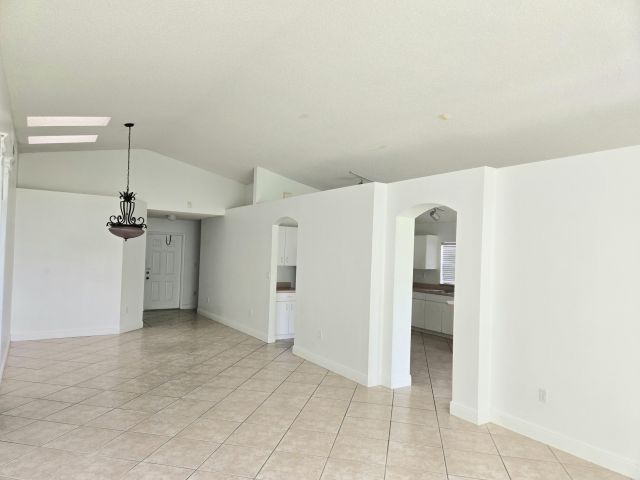 Home for rent at 16514 NW 3rd Street - photo 6814641