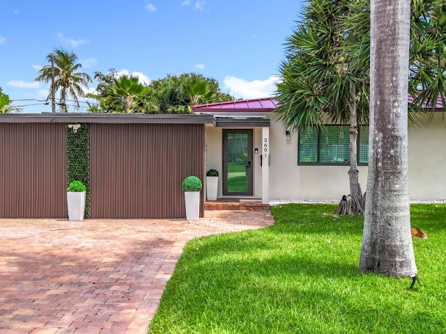 Home for sale at 2601 NE 18th Street - photo 6450782