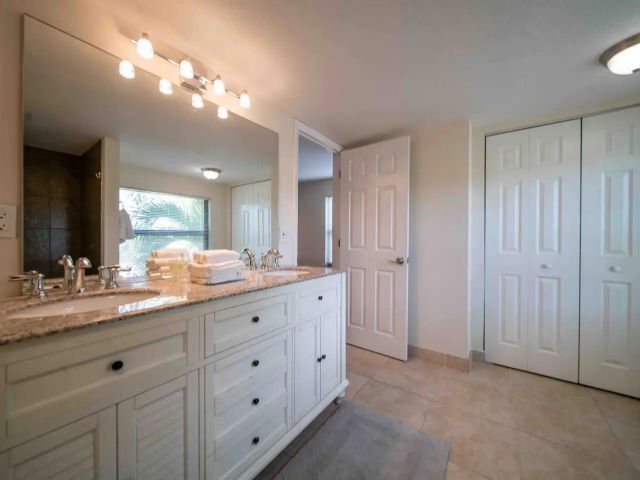 Home for rent at 3042 Cardinal Drive - photo 6431574