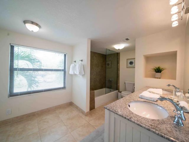 Home for rent at 3042 Cardinal Drive - photo 6431575