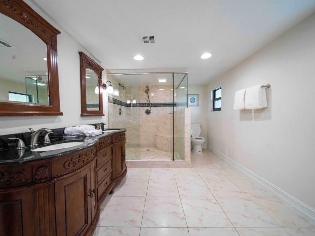 Home for rent at 3042 Cardinal Drive - photo 6431577