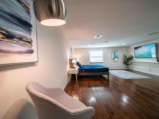 Home for rent at 3042 Cardinal Drive - photo 6431579