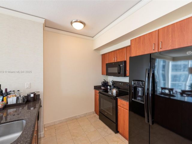 Apartment for sale  Unit #1214- 1215 - photo 6433507