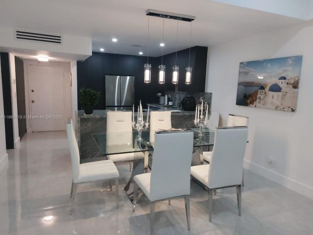 Apartment for sale  Unit #1721 - photo 7443285