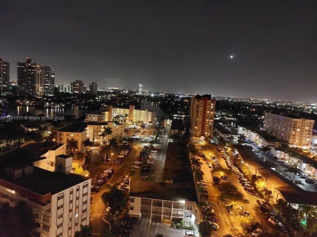 Apartment for sale  Unit #1721 - photo 7443293