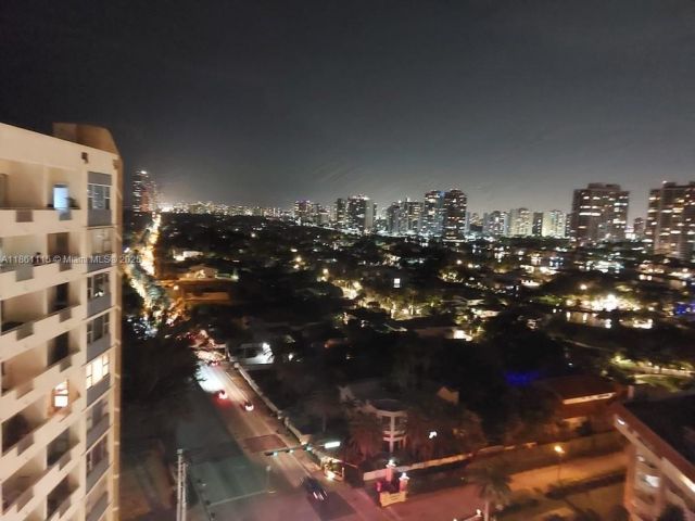 Apartment for sale  Unit #1721 - photo 7443294