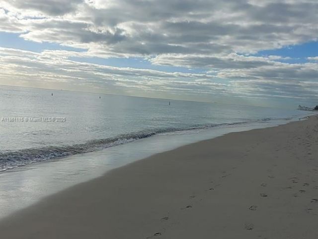 Apartment for sale  Unit #1721 - photo 7443295