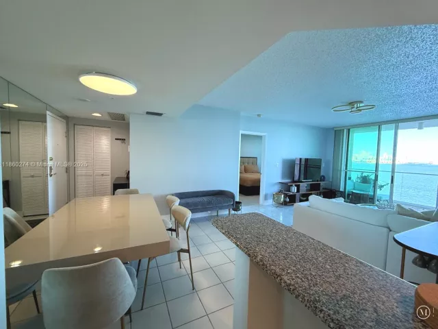 2-bedroom condo for rent in Miami - 800 Claughton Island Dr 703 - MondialRealty