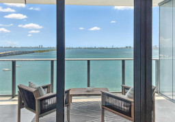 Apartment #1504 at One Paraiso