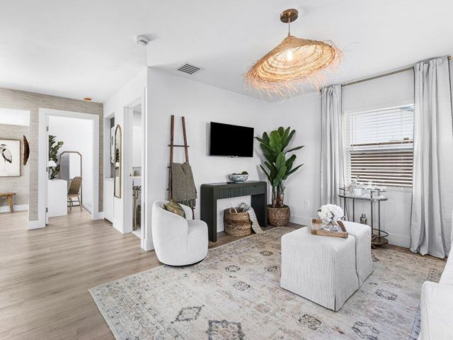 Home for rent at 512 49th Street - photo 6445821