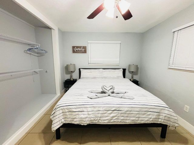 Home for sale at 2010 NE 1st Avenue - photo 6450873