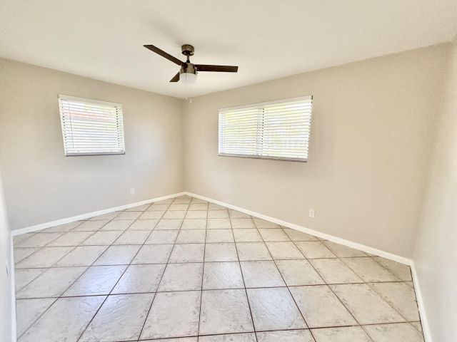 Home for rent at 2370 NE 4th Avenue - photo 6539687