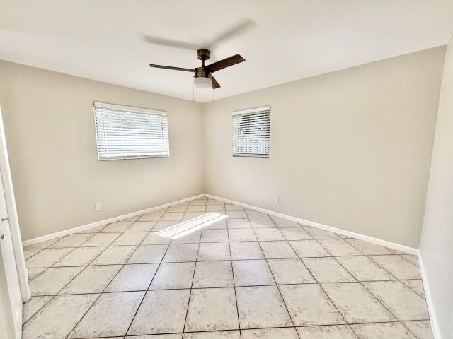 Home for rent at 2370 NE 4th Avenue - photo 6539694