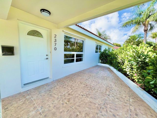 Home for rent at 2370 NE 4th Avenue - photo 6539703