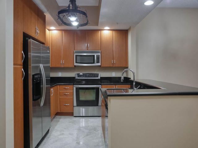 Apartment for sale  Unit #1202 - photo 6439338