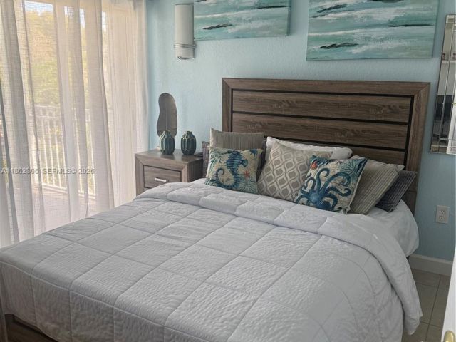 Home for sale at 318 NE 31st Ave - photo 7460248