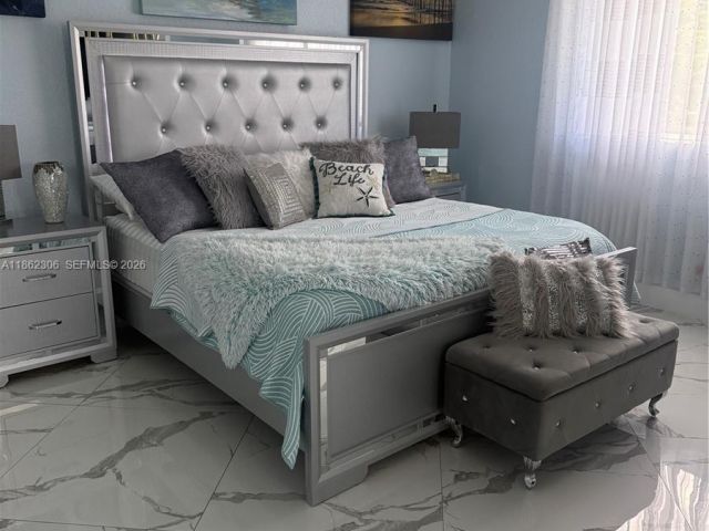 Home for sale at 318 NE 31st Ave - photo 7460261