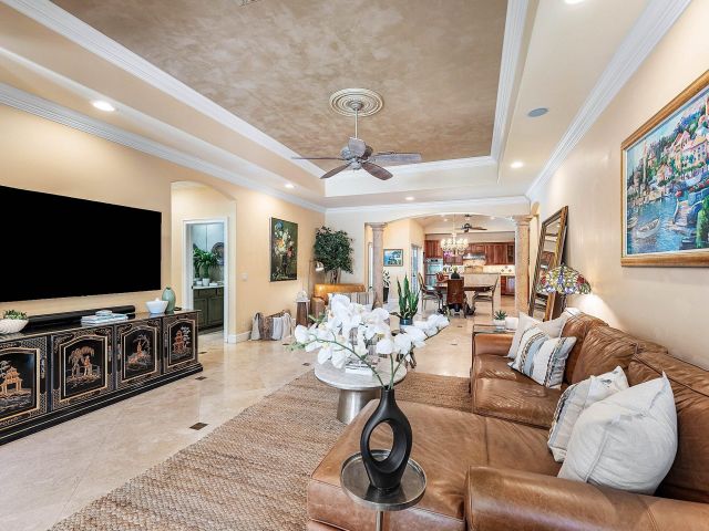 Home for sale at 125 NE 10th Street - photo 6440455