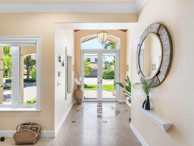 Home for sale at 125 NE 10th Street - photo 6440458