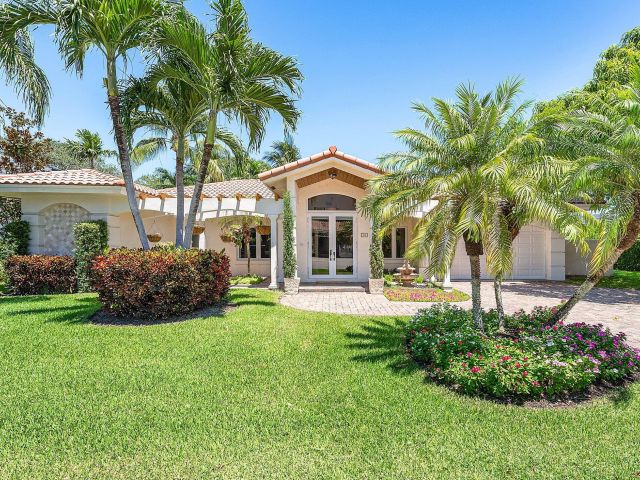 Home for sale at 125 NE 10th Street - photo 6440466