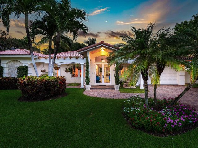 Home for sale at 125 NE 10th Street - photo 6440467