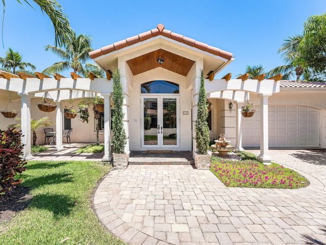 Home for sale at 125 NE 10th Street - photo 6440468