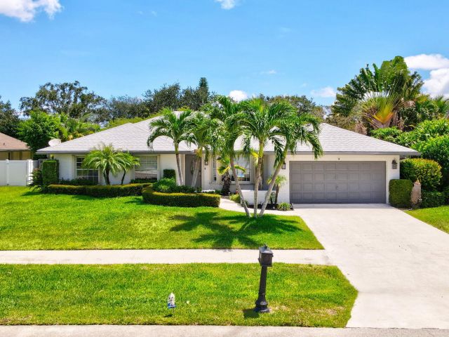 Home for sale at 17634 Lake Park Road - photo 6445868