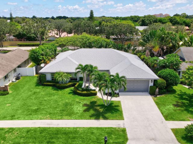 Home for sale at 17634 Lake Park Road - photo 6445869