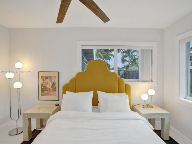 2-bedroom home for rent in Fort Lauderdale - 1605 NW 7th Ter - MondialRealty