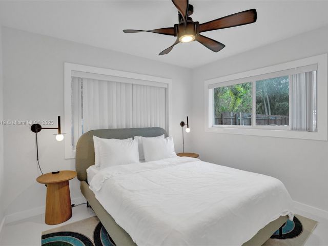 2-bedroom home for rent in Fort Lauderdale - 1605 NW 7th Ter - MondialRealty
