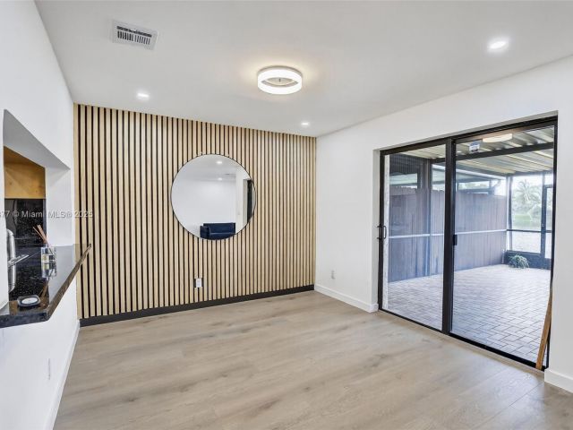 3-bedroom home for sale in Pembroke Pines - 340 SW 97th Ave - MondialRealty