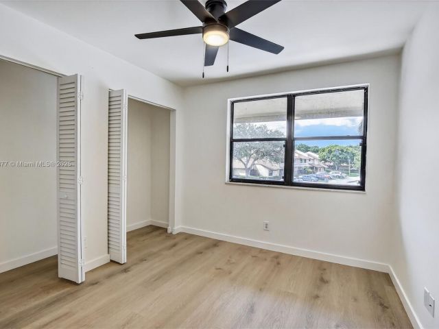 3-bedroom home for sale in Pembroke Pines - 340 SW 97th Ave - MondialRealty