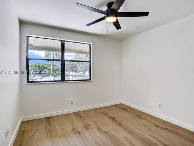 3-bedroom home for sale in Pembroke Pines - 340 SW 97th Ave - MondialRealty