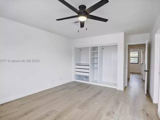 3-bedroom home for sale in Pembroke Pines - 340 SW 97th Ave - MondialRealty