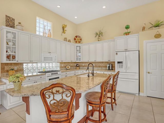 Home for sale at 10250 Blue Heron Point - photo 6445381