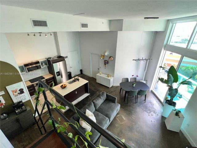 Apartment for sale  Unit #909 - photo 6441385